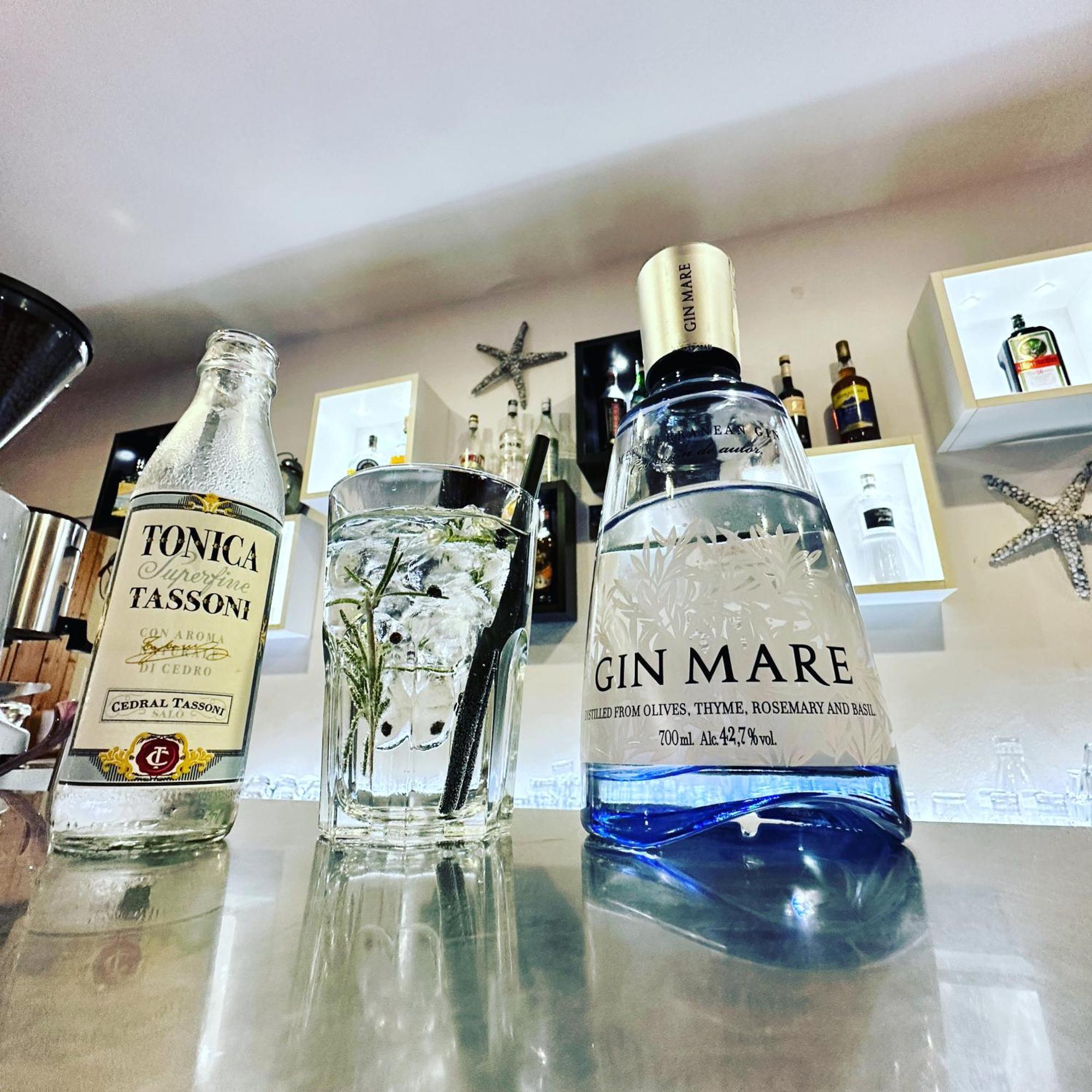 假日酒店 马帝斯兹罗 外观 照片